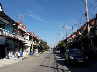 สัมพันธ์วิลล่า