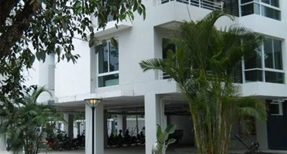 Wan Plus Khlong Chon 1