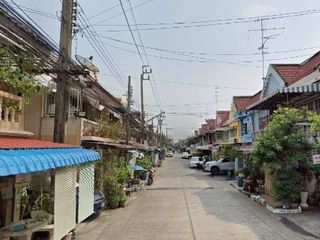 Vanathip Village