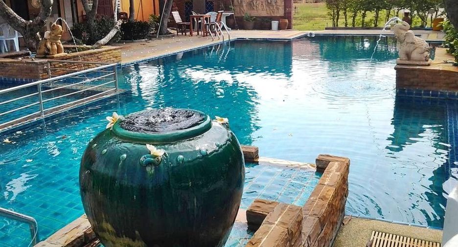 À vendre 5 chambres villa à Bang Lamung, Chonburi
