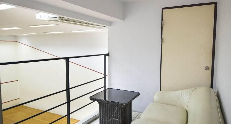 Sajjayan Court