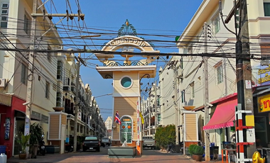 Baan Chalongsuk Phuket
