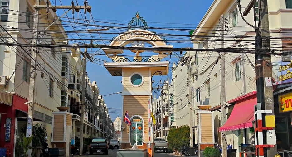 Baan Chalongsuk Phuket