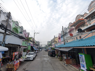 Khlong Luang Home Place