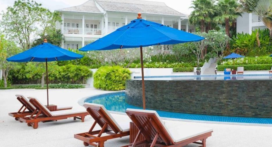 Ocean Breeze Resort & Suites