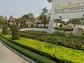 Phatthra Village On Nuch-Wongwan