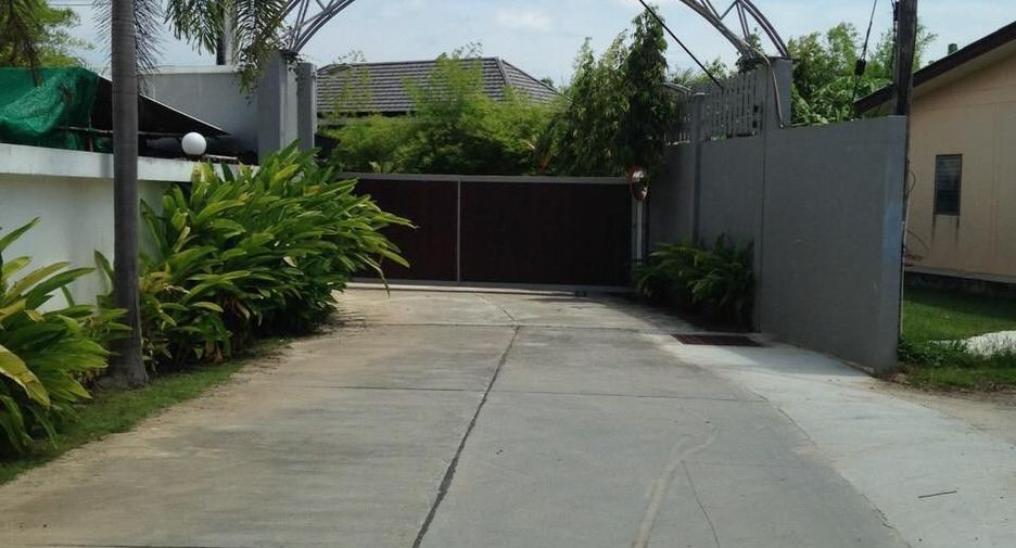 Bua Sawan Villa
