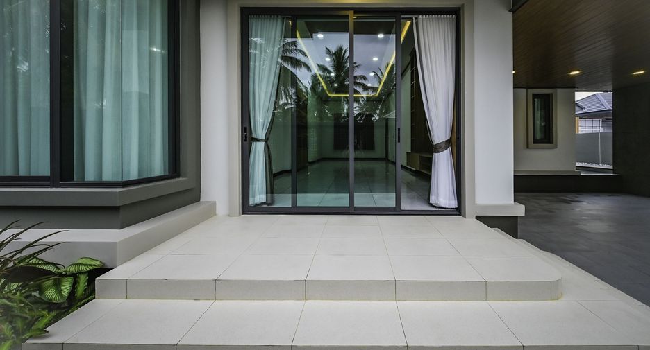 Amarin Pool Villa