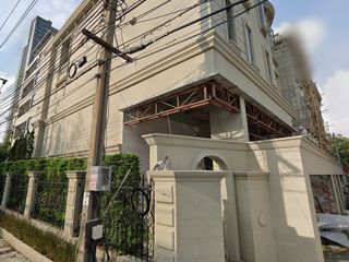 Casa Ekamai 28