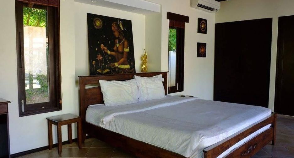 Plumeria Villa Bang Rak