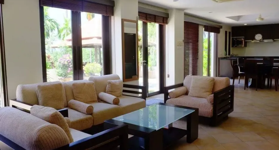 Plumeria Villa Bang Rak
