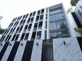 The Greenston Thonglor Residence