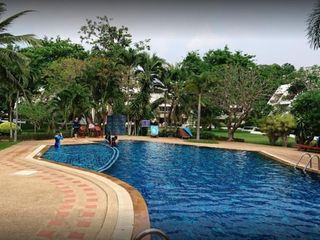 Bang Saray Condominium
