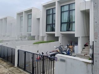 Modern Life Phuket