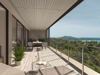 Laguna Beach Residences Seashore