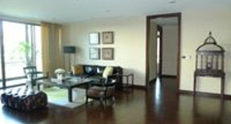 The Grand Villa