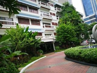 Piya Place Tonson