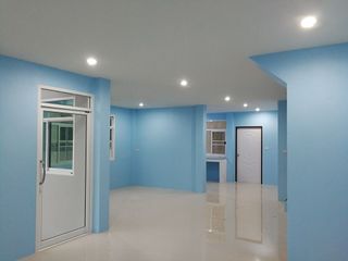 Suk Thawi 1-2 Village