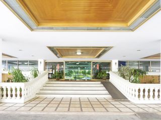 Sethiwan Palace Sukhumvit 4