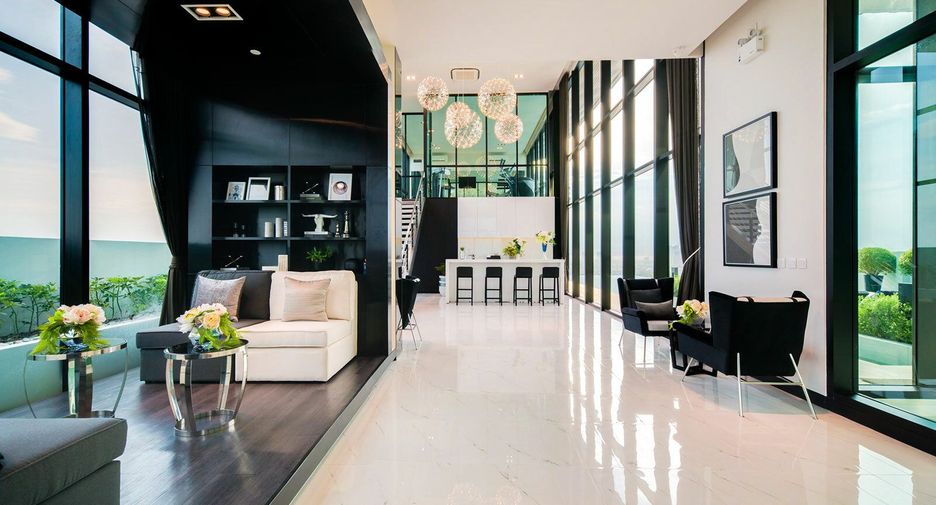 Knightsbridge Tiwanon