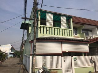 หมู่บ้านเทพประทาน
