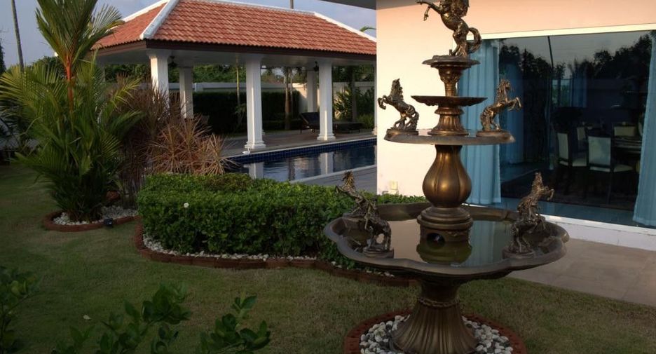 Siam Riverside Villa