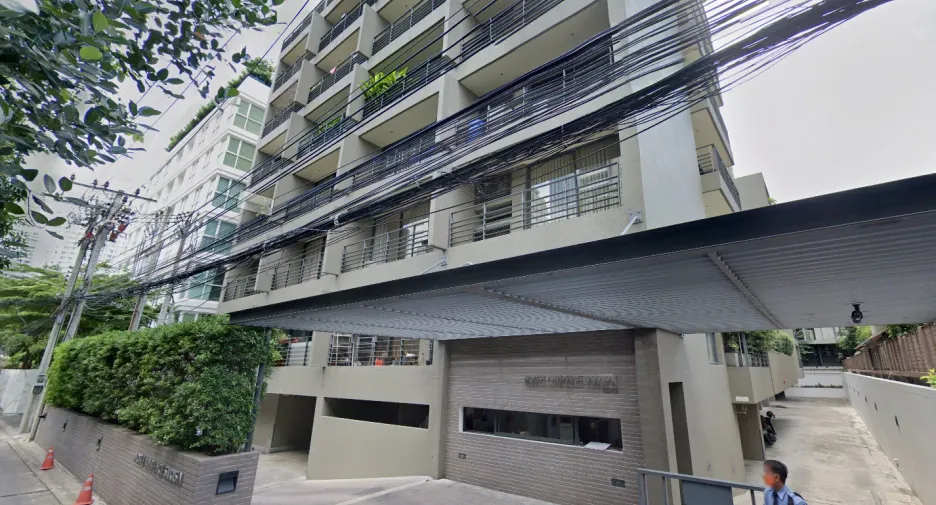 Noble Ambience Sarasin