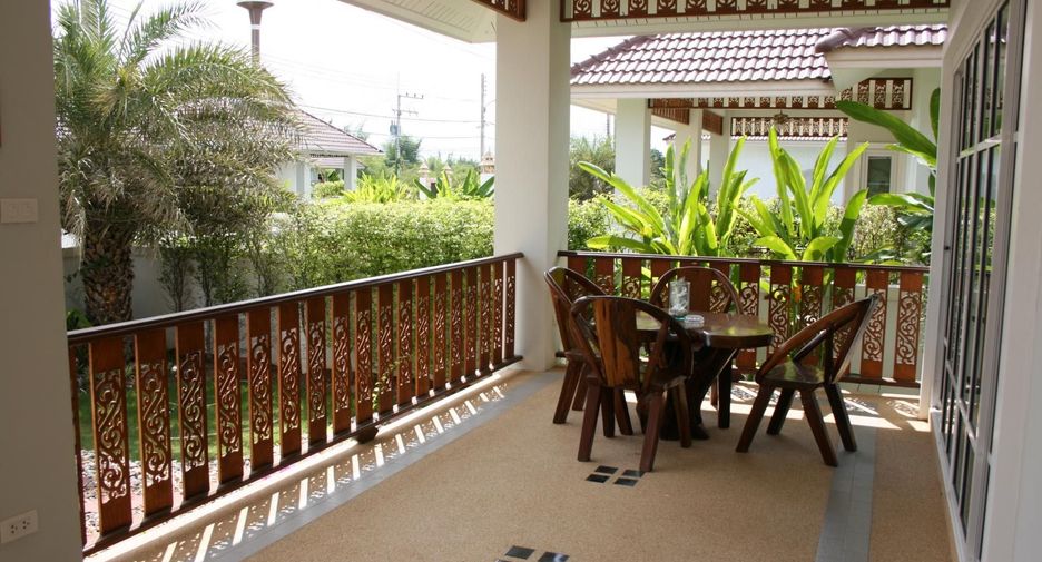 Smart House Village 1