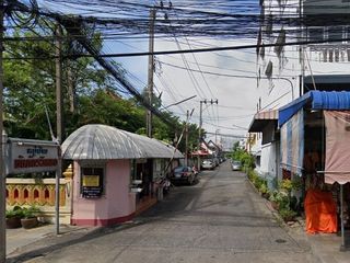 Chaiyapat Village