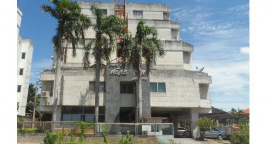 Srisuthathip Condotel