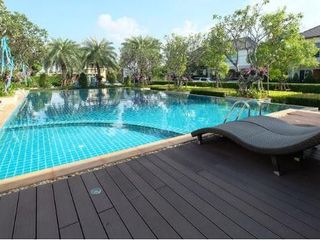 Bangkok Boulevard Theparak-Wongwean