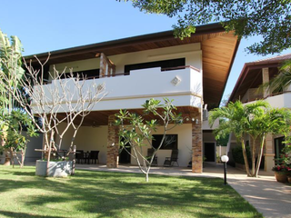 Babylon Pool Villas