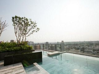 M Phayathai