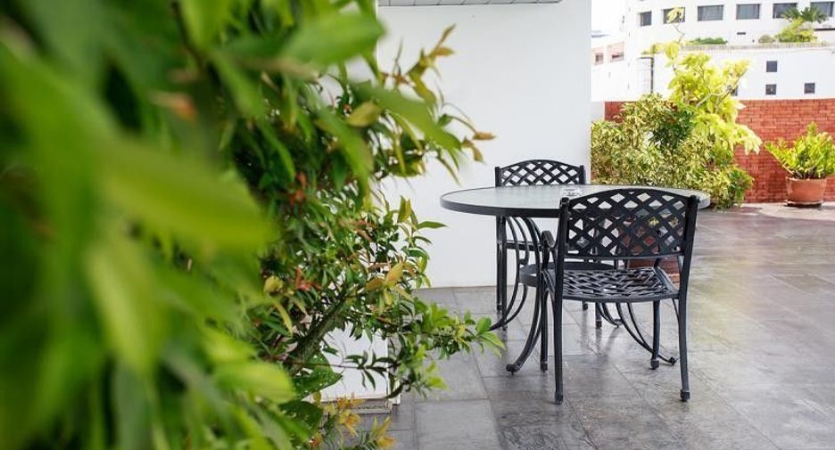 Baan Sathorn Condo