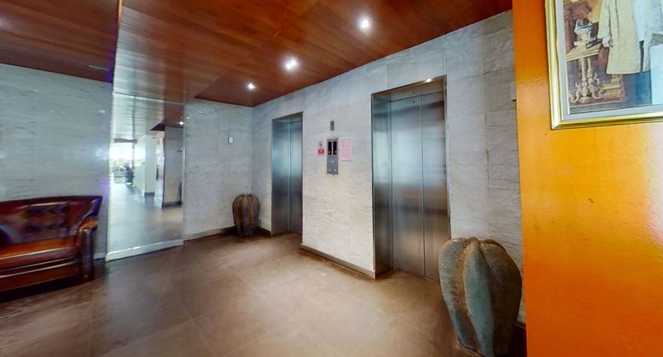 Baan Sathorn Condo