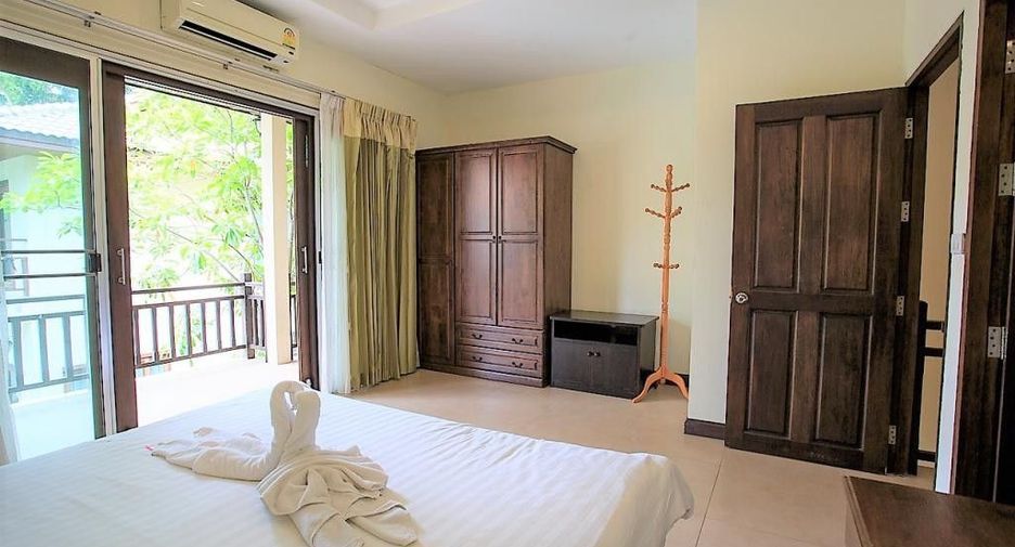 Holiday Villa