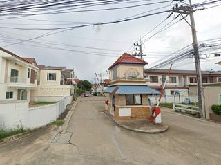 Baan Ngam Charoen 9