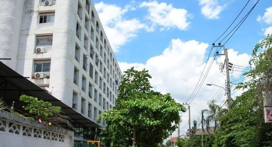 Bangkhen City Mansion