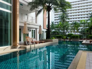 เดอะ เฮฟเว่น ลากูน