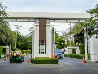 THE CENTRO RAMINDRA