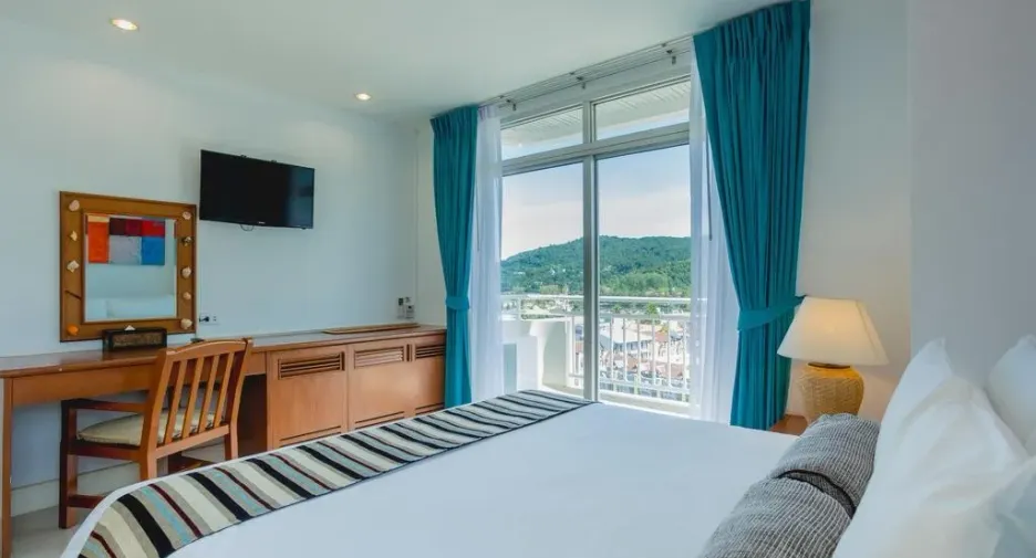 Waterfront Karon