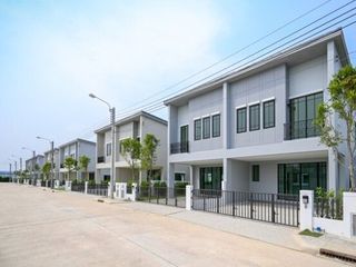 Chuan Chuen Town Village Bangna