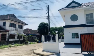 曼谷泰屋