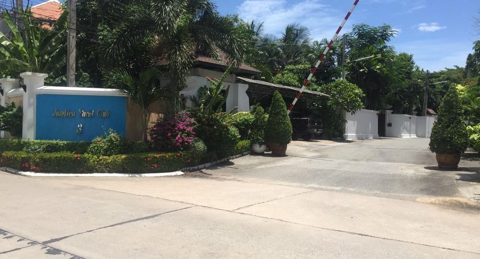 Jomtien Yacht Club 3