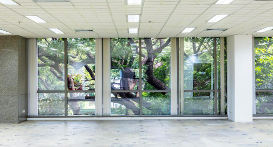208 Wireless Road Building