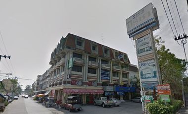 หมู่บ้านปรีชาล้ำเพชร