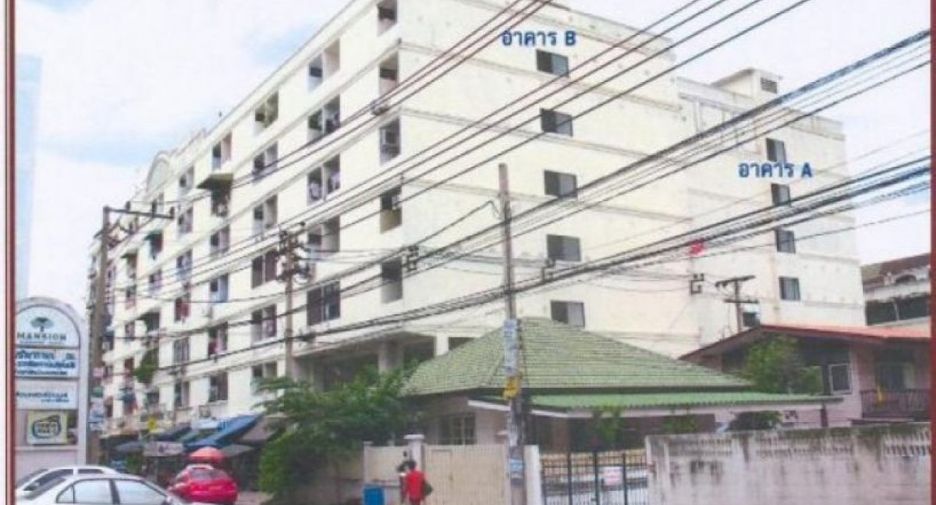 Manokit Condominium Building B