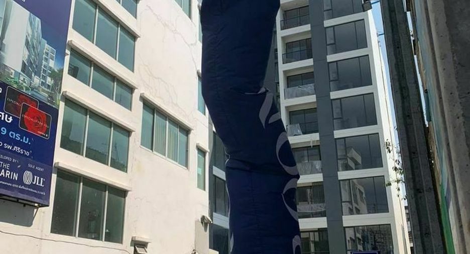 Aroon condo