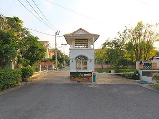 Sirinthorn Private Home