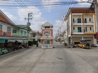 บ้านวิเศษสุขนคร